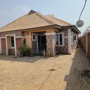 Furnished 3bdrm Bungalow in Moniya for sale