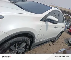 Toyota RAV4 2018 White