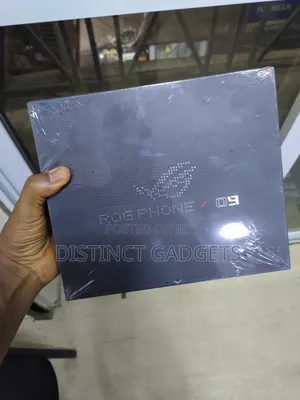 Photo - New Asus ROG Phone 8 Pro 512 GB Black