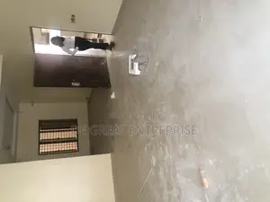 3bdrm Block of Flats in Durumi for rent