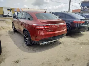 Mercedes-Benz GLE-Class 2016 Red
