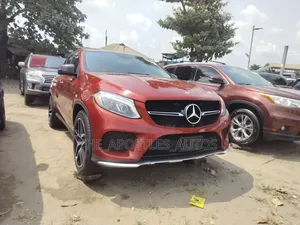 Mercedes-Benz GLE-Class 2016 Red