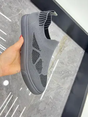Easy Footwear