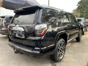 Toyota 4-Runner 2019 Black