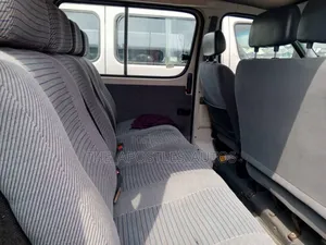 Toyota HiAce 2003 White