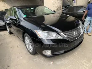 Lexus ES 2012 Black