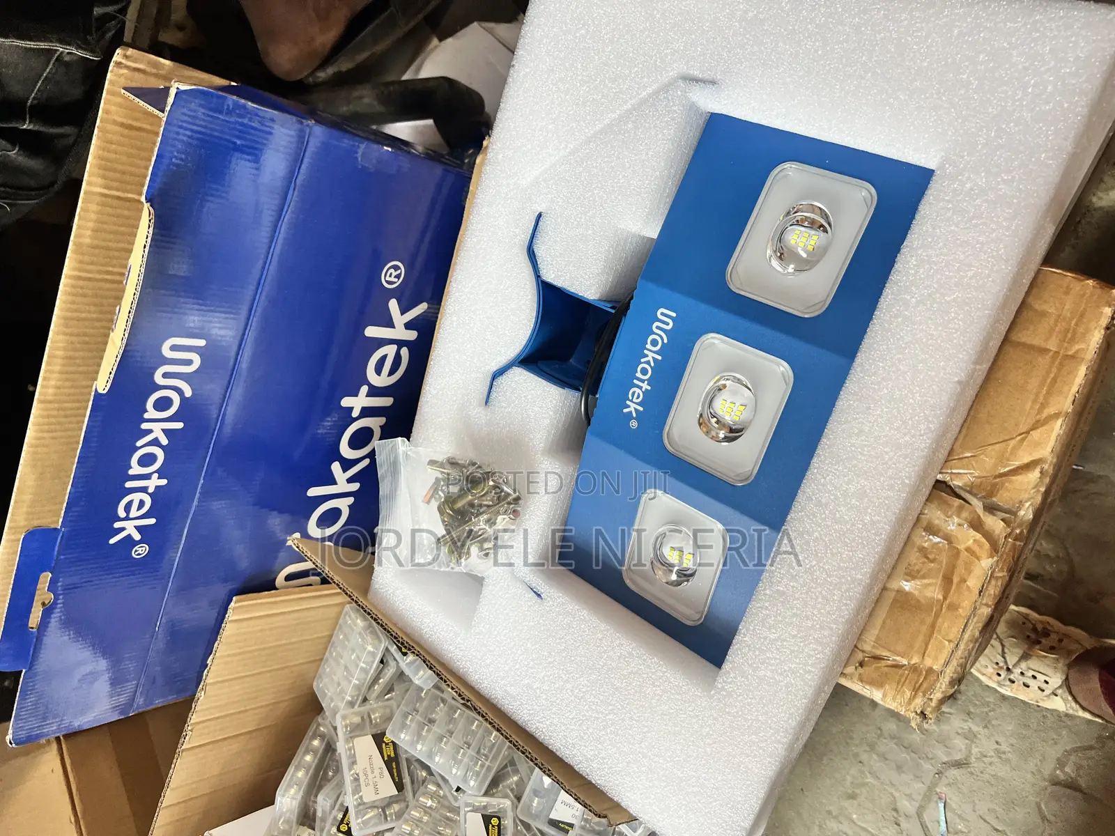 Wakatek Flood Light 300 With Remote Control