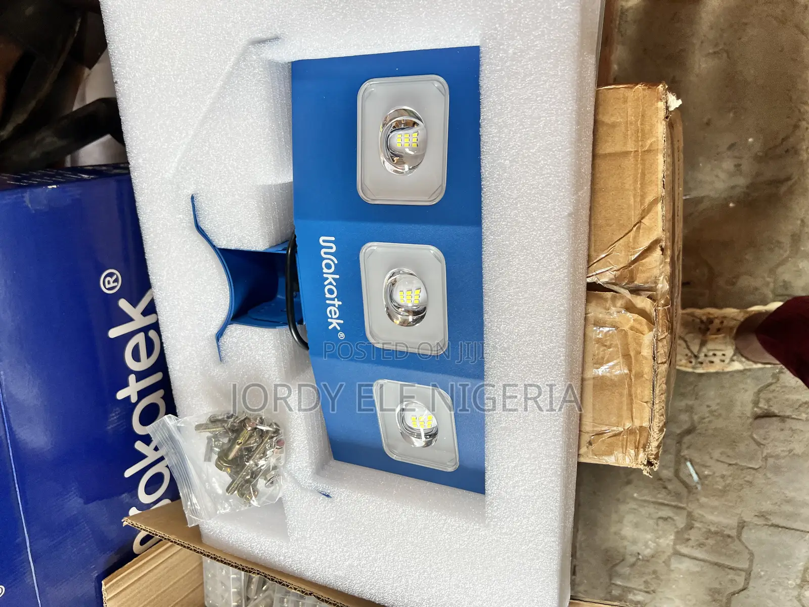 Wakatek Flood Light 300 With Remote Control