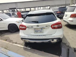 Mercedes-Benz GLA 250 2016 White
