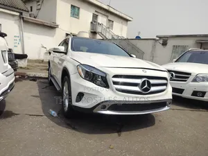 Mercedes-Benz GLA 250 2016 White