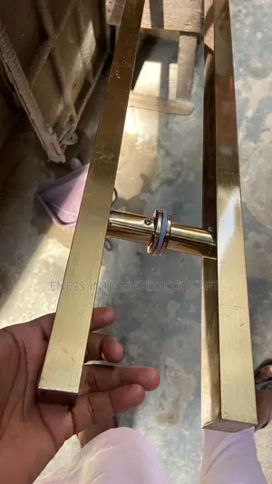 Gold Platted Door Pull Handle - 1 Metre