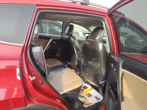 Toyota RAV4 2018 Red