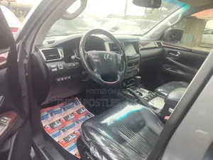 Lexus LX 570 AWD 2015 Gray