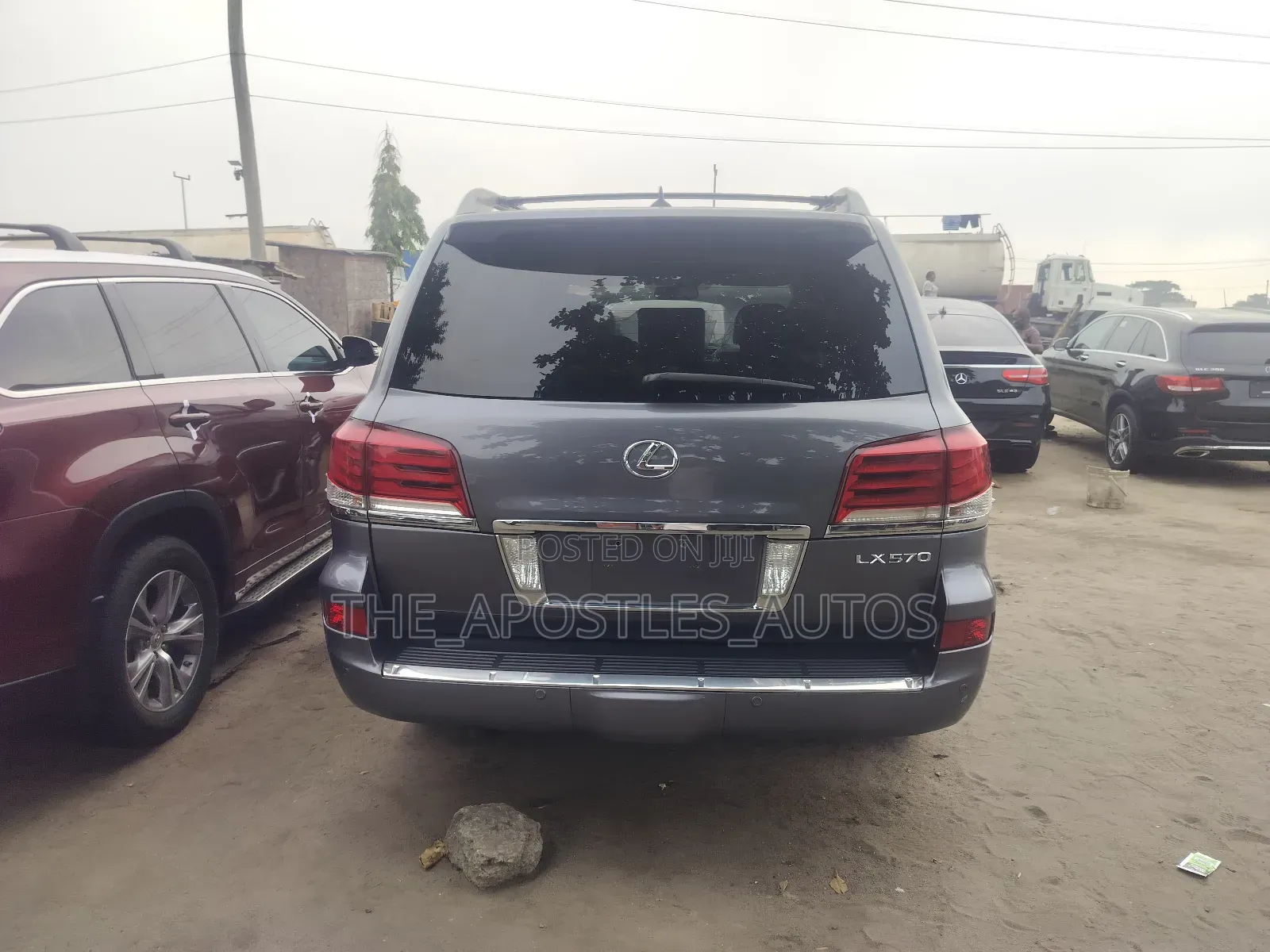 Lexus LX 570 AWD 2015 Gray