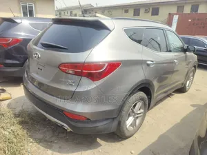 Hyundai Santa Fe 2014 Gold
