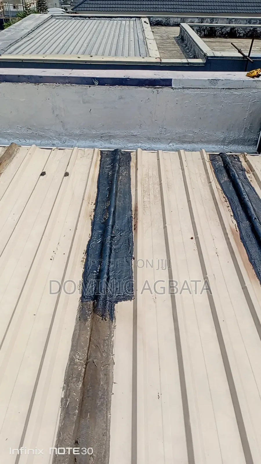 Open -Handed Waterproofing Expert