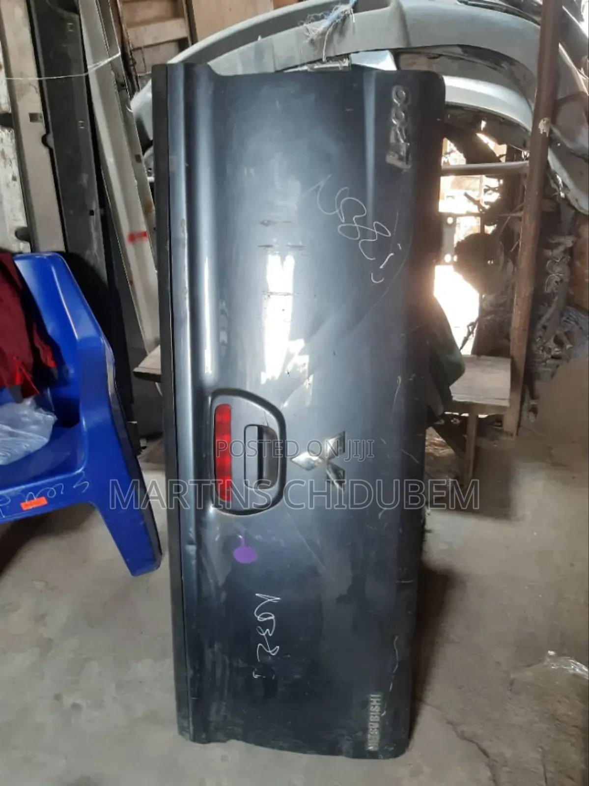 Boot For L200 2010 Model