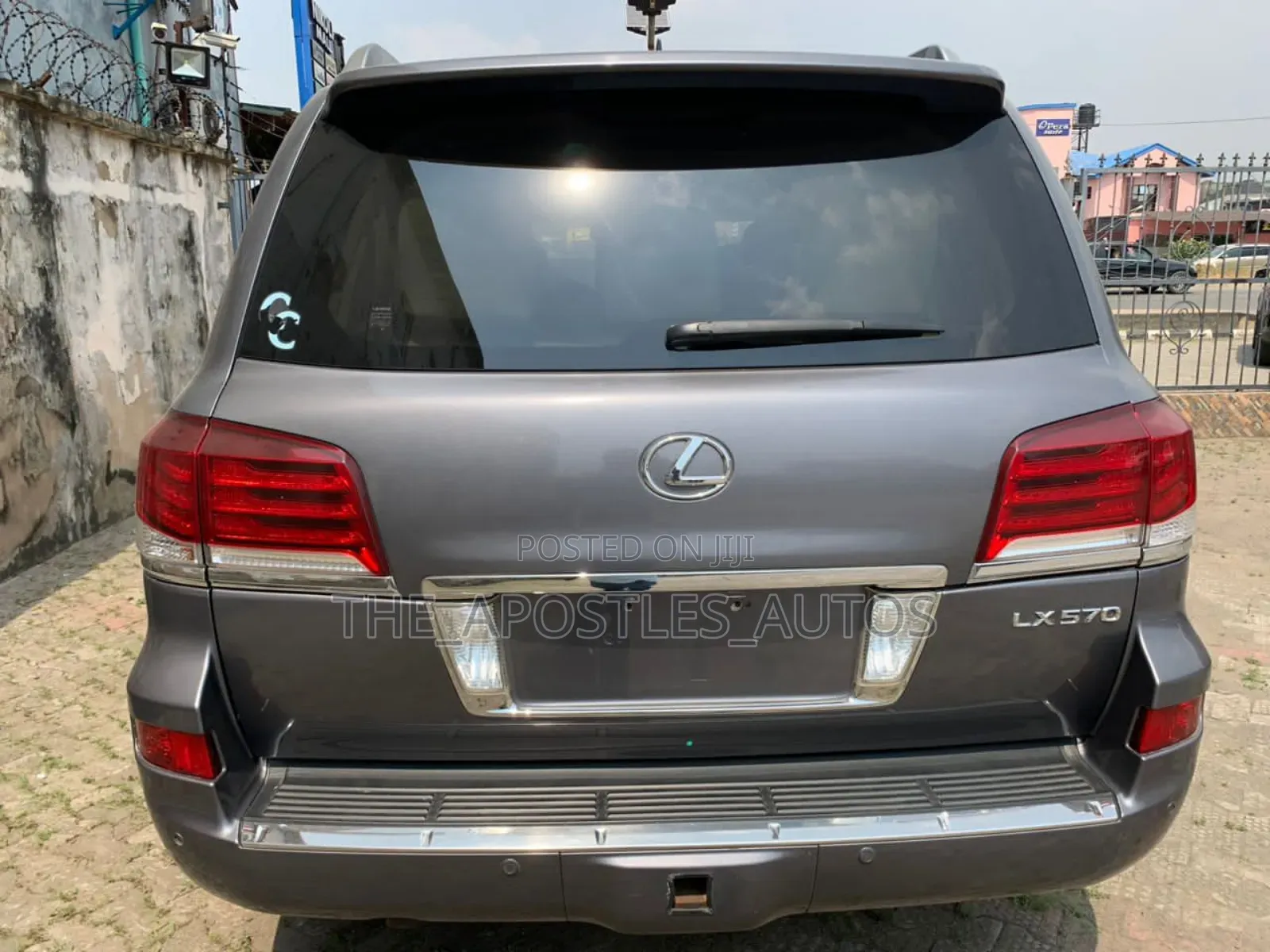 Lexus LX 570 AWD 2014 Gray