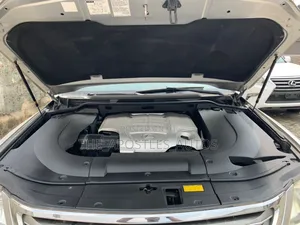 Lexus LX 570 AWD 2014 Gray