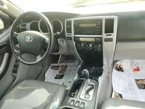 Toyota 4-Runner Limited V8 2008 Black
