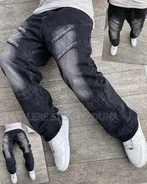 Original Baggy Jeans Available