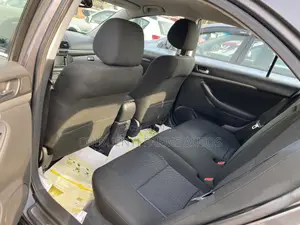 Toyota Avensis 2007 Gray