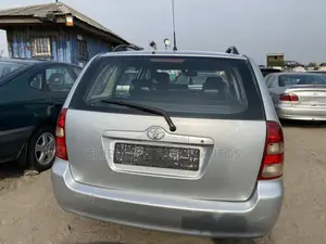 Toyota Corolla 1.6 VVT-i 2006 Silver