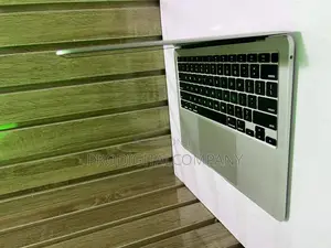 Laptop Apple MacBook Air 8GB Intel Core I3 SSD 256GB