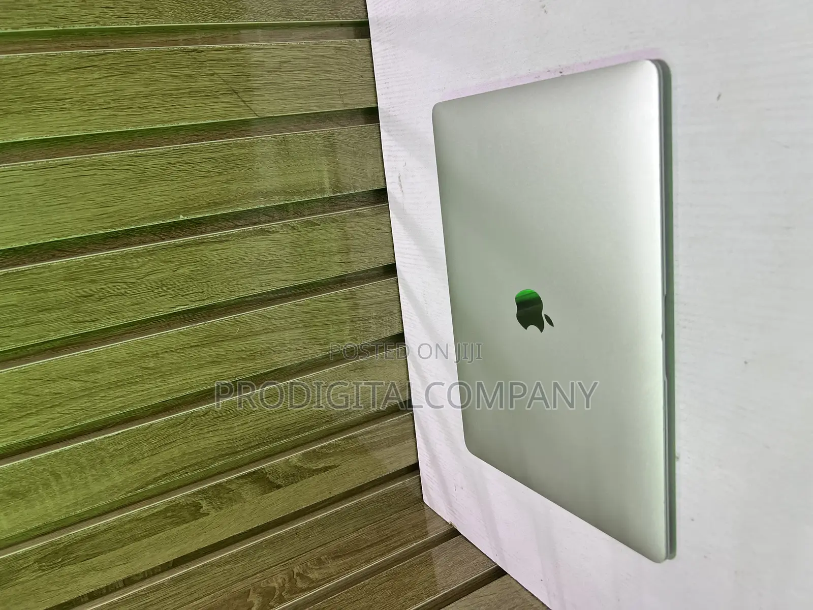 Laptop Apple MacBook Air 8GB Intel Core I3 SSD 256GB