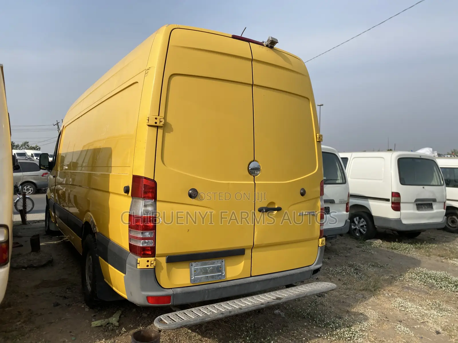 Freightliner Champion 2016 Yellow