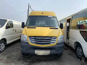 Freightliner Champion 2016 Yellow