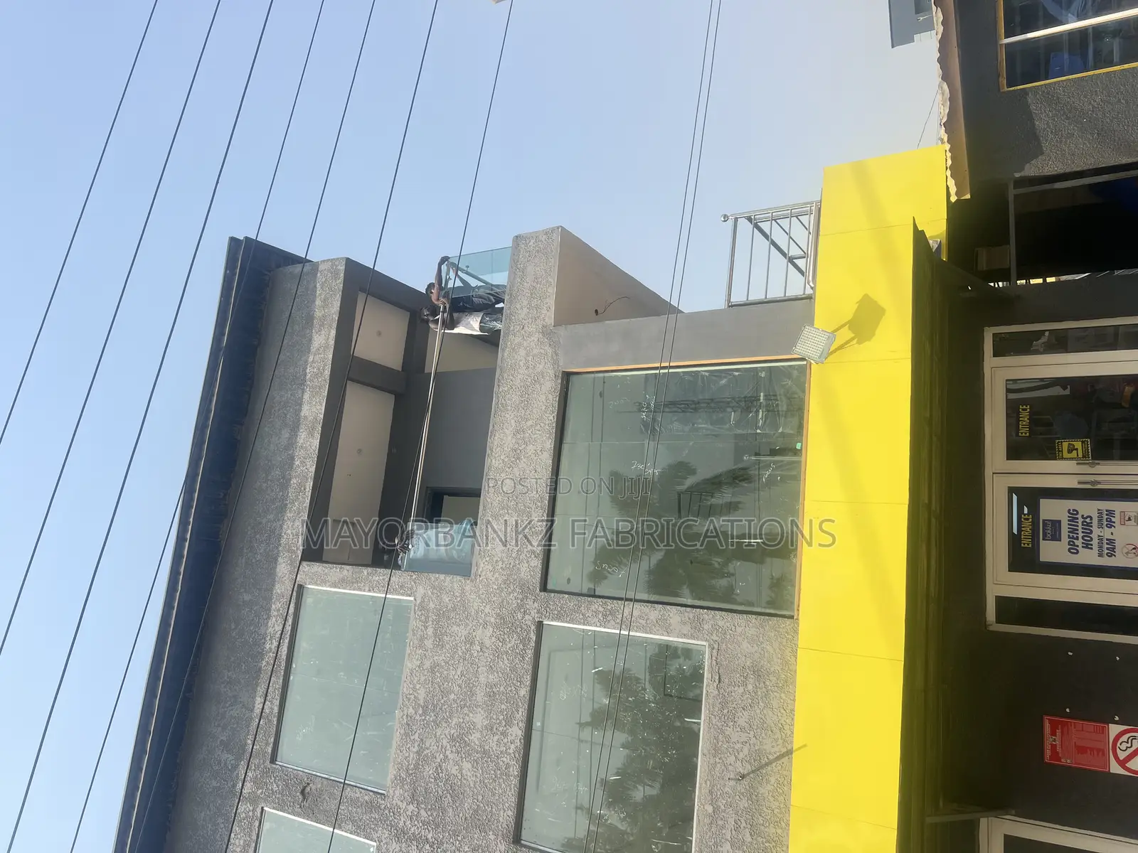 Glass Railings Braced With Stainless Pipe