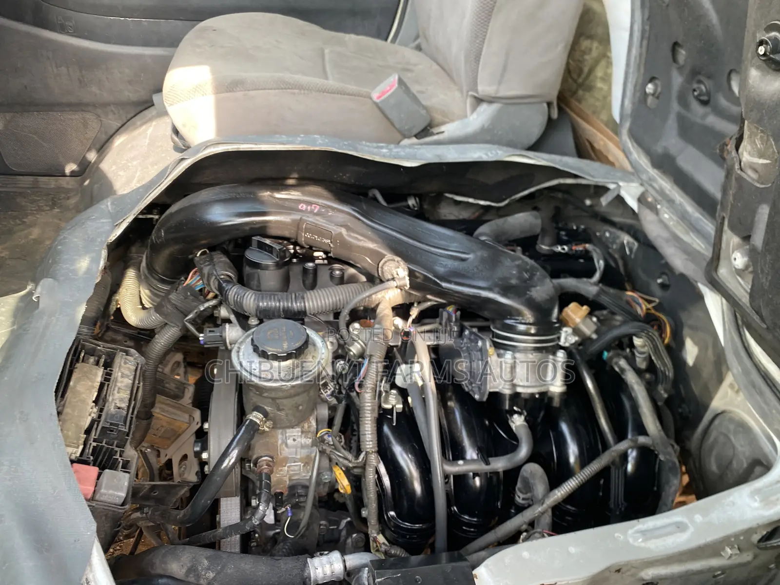 Toyota HiAce 2013