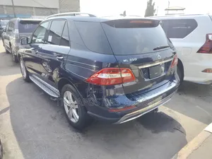 Mercedes-Benz M Class 2014 Blue