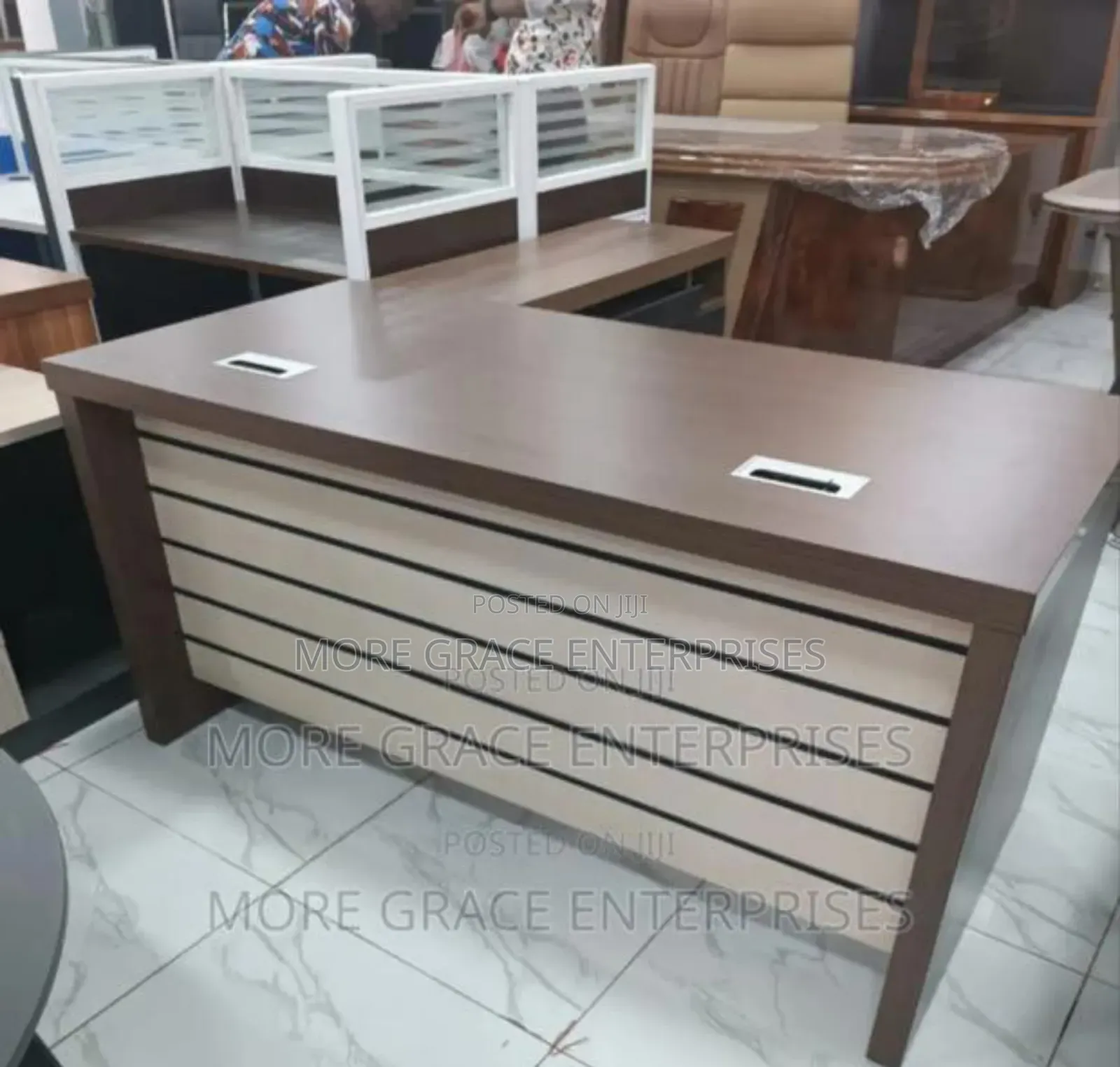 1.6 Meter Office Desk With Extension, Front and Back View.
