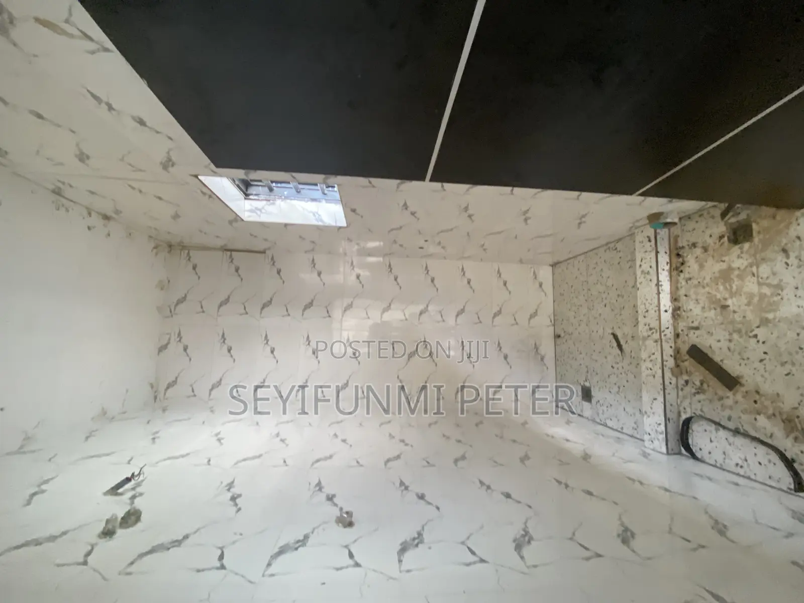Furnished 2bdrm Townhouse/Terrace in Omole Phase 2 for sale