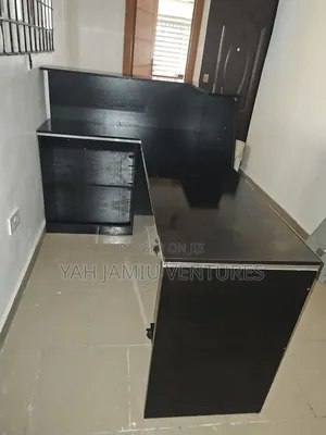 Receptionist Table