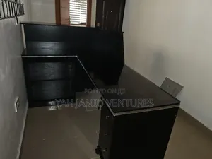 Receptionist Table