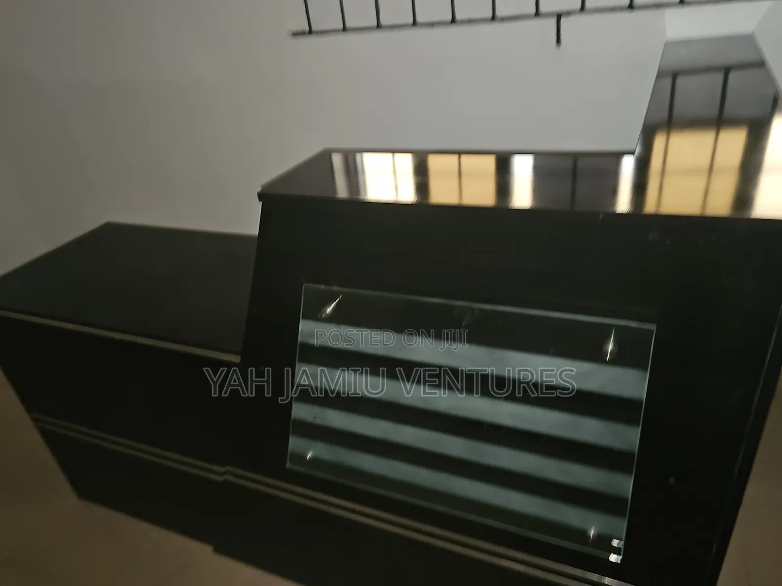 Receptionist Table