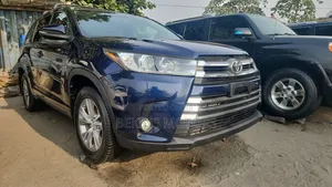 Toyota Highlander 2015 Blue