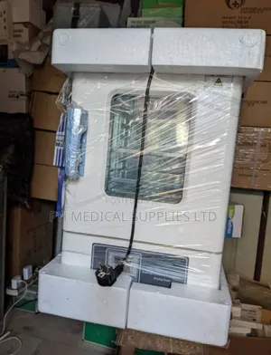 20 Litres Laboratory Incubator