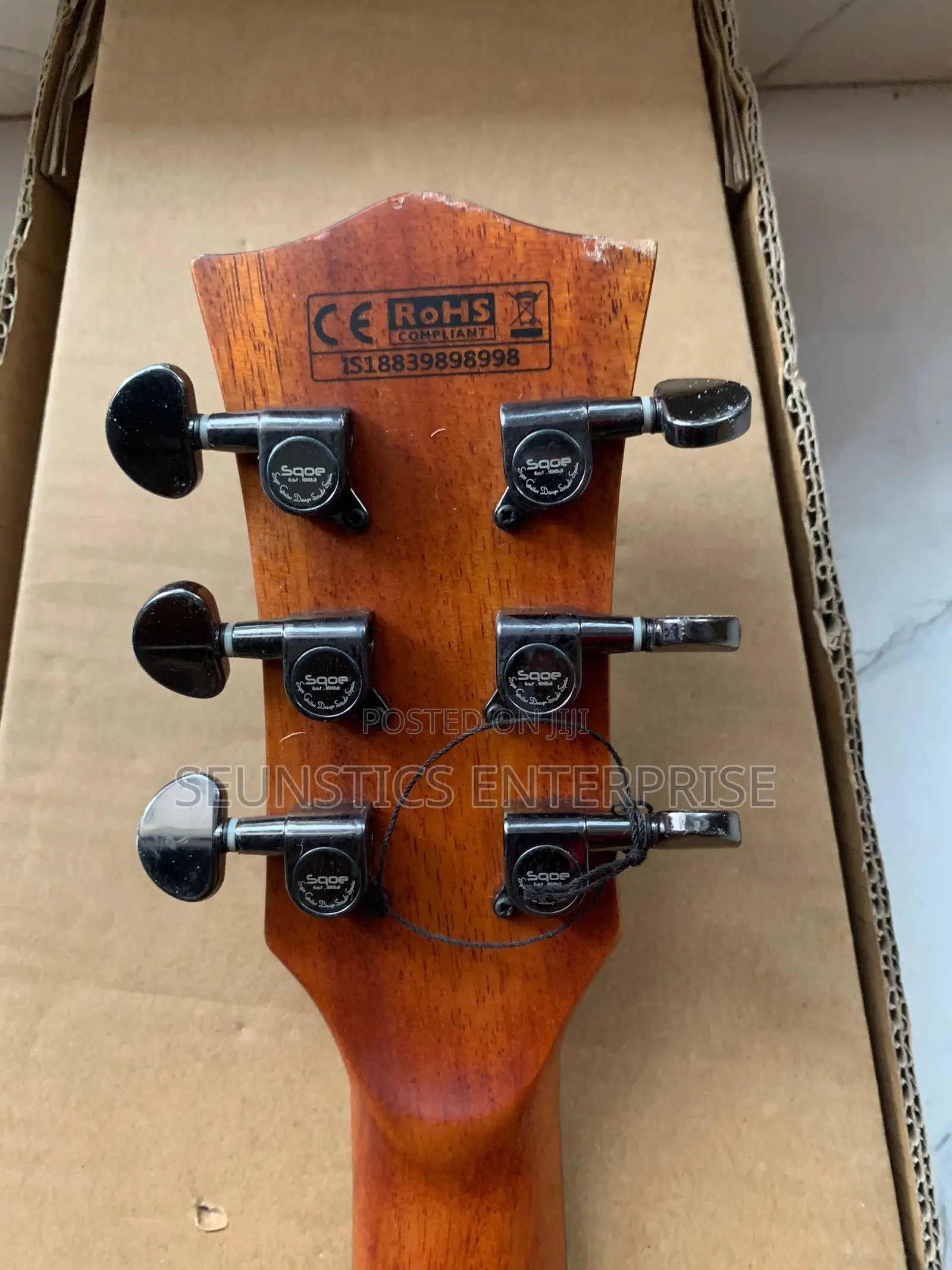 Quality HSH Pure Acoustic Curved Guitar