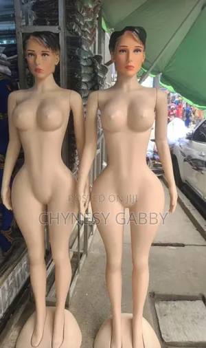 Complete Big Bombs Female Mannequins