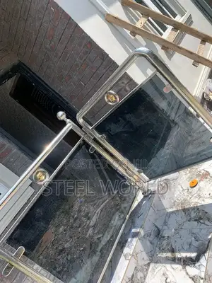Paramount Grey Glass