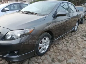 Toyota Corolla 2009 Gray