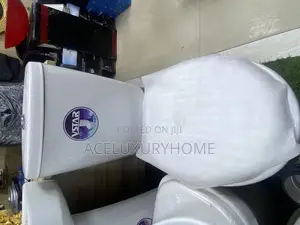 Vstar Water Closet