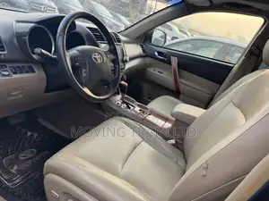 Toyota Highlander 4x4 2008 Gold