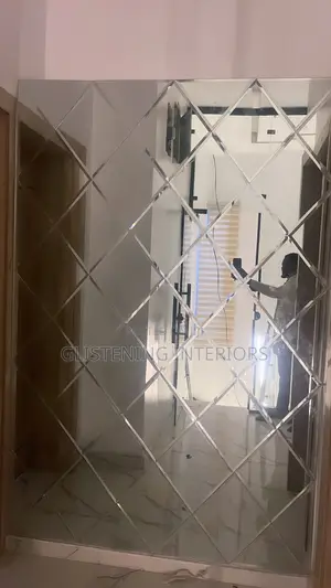 Diamond Mirror Glass
