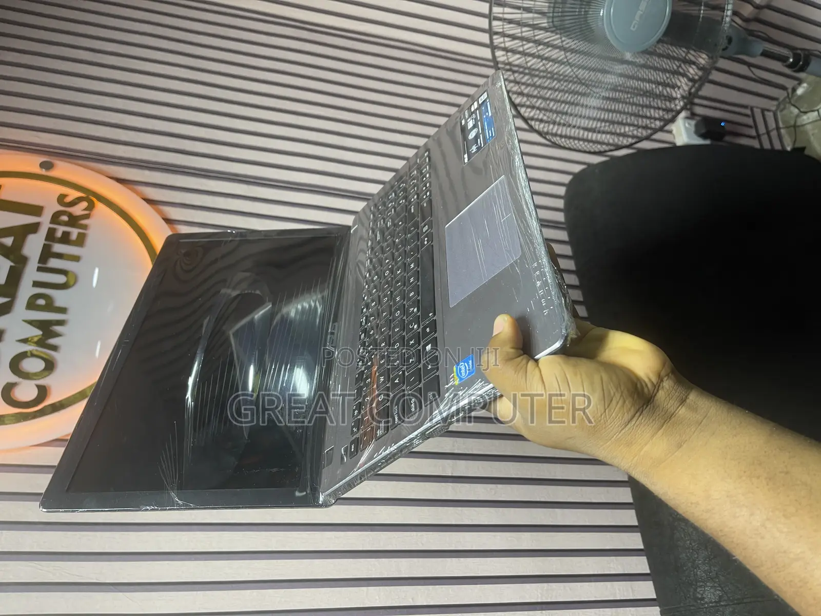 New Laptop Asus 4GB Intel Celeron HDD 320GB
