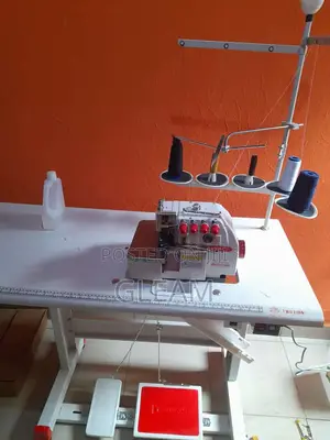 Twolion Industrial Overlocking Machine Model 747